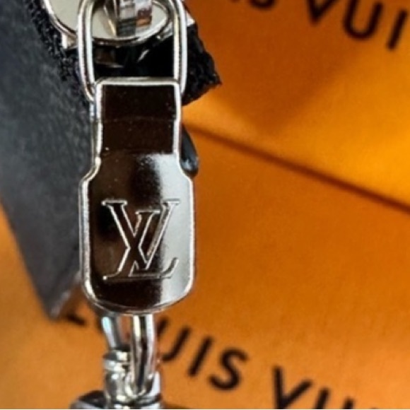 Louis Vuitton Wild Animals Damier Graphite Card/Coin pouch LTD EDITION PRISTINE - Picture 6 of 7